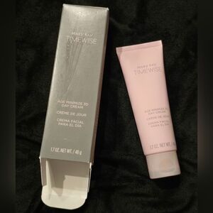 Mary Kay Timewise Day Cream - Normal To Dry Skin